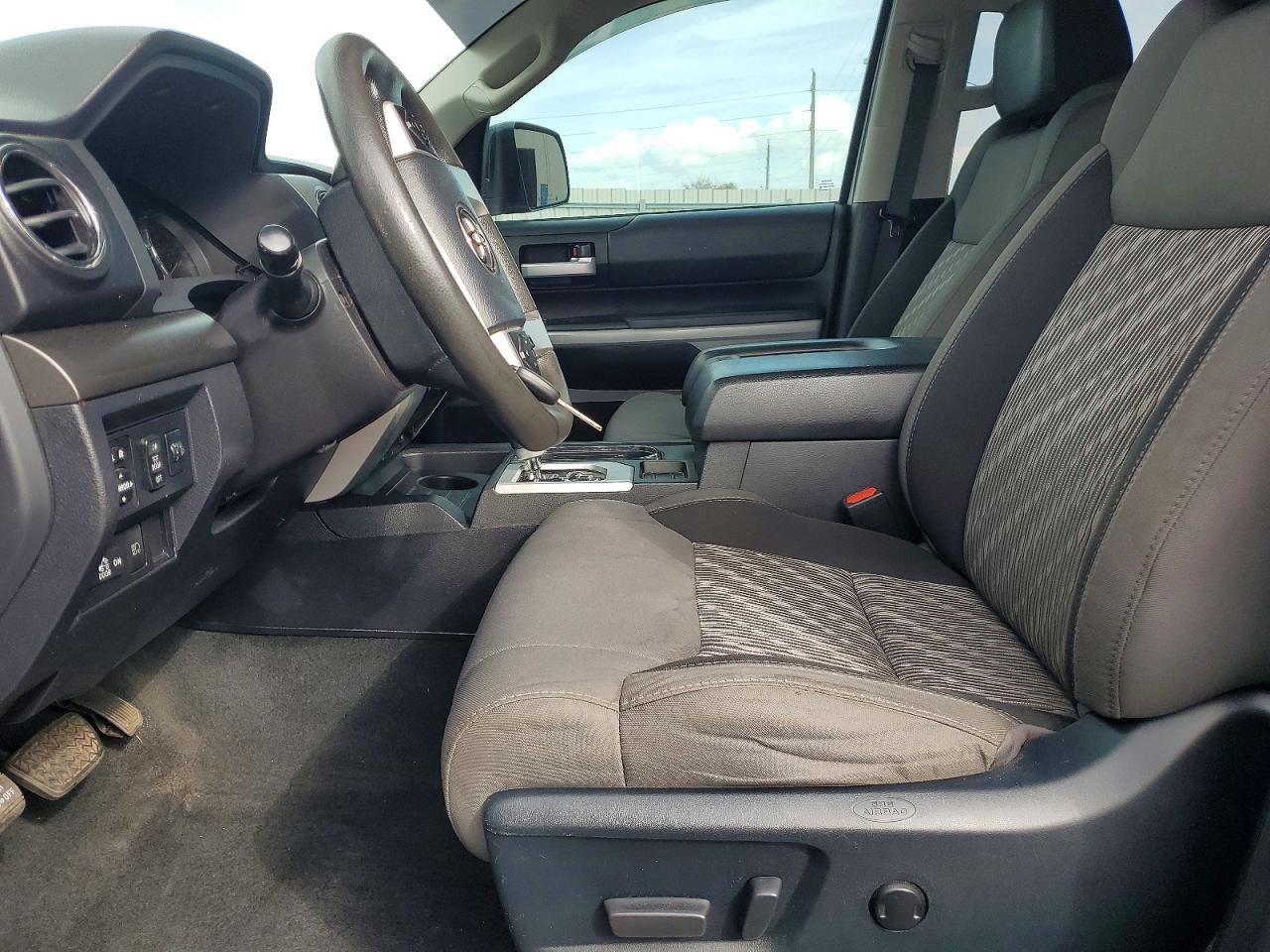 2018 TOYOTA TUNDRA DOUBLE CAB SR photo 19