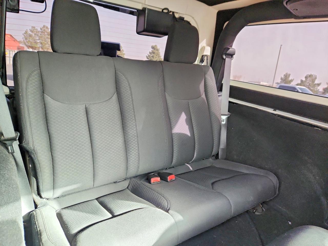 2015 JEEP WRANGLER SPORT photo 10