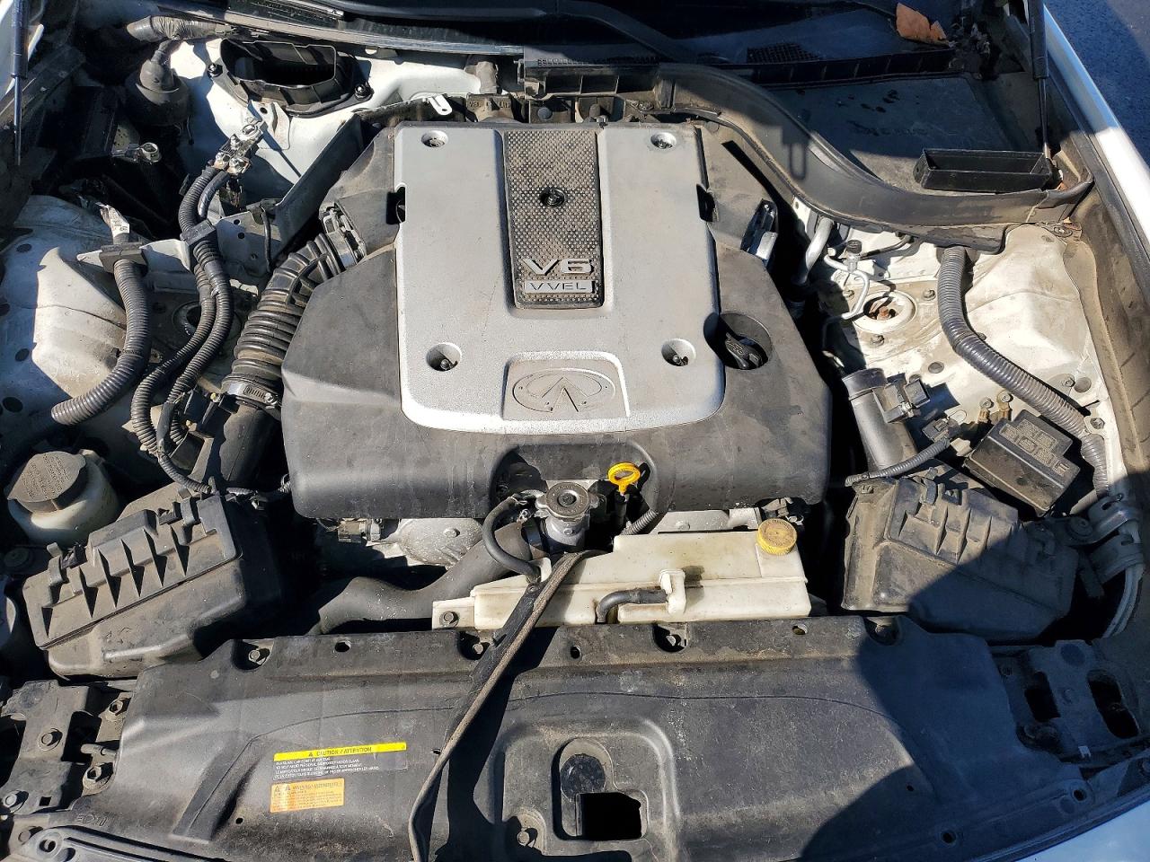 2013 INFINITI G37 BASE photo 21