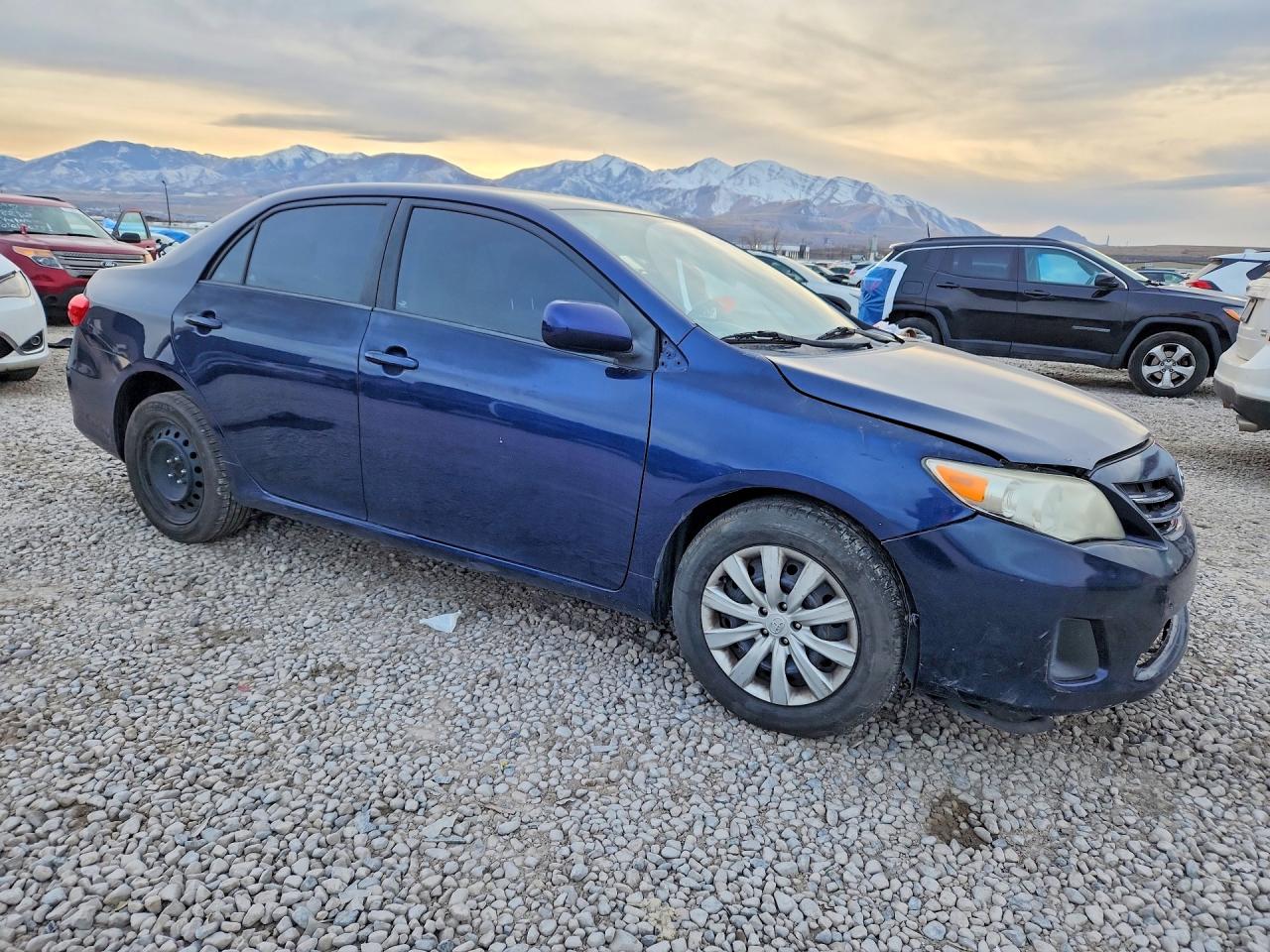 2012 TOYOTA COROLLA LE photo 7