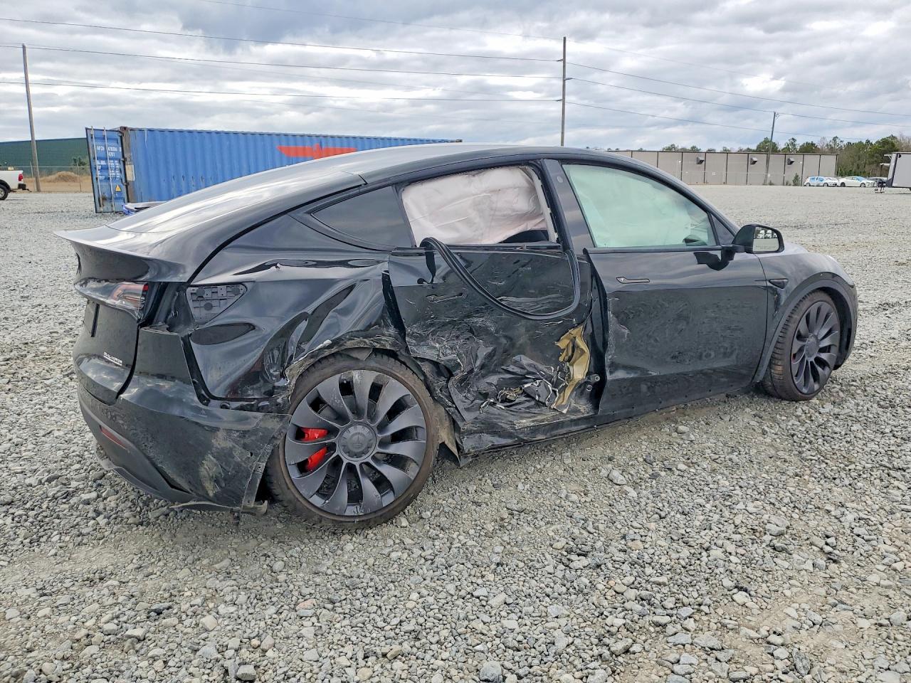 2021 TESLA MODEL Y photo 3