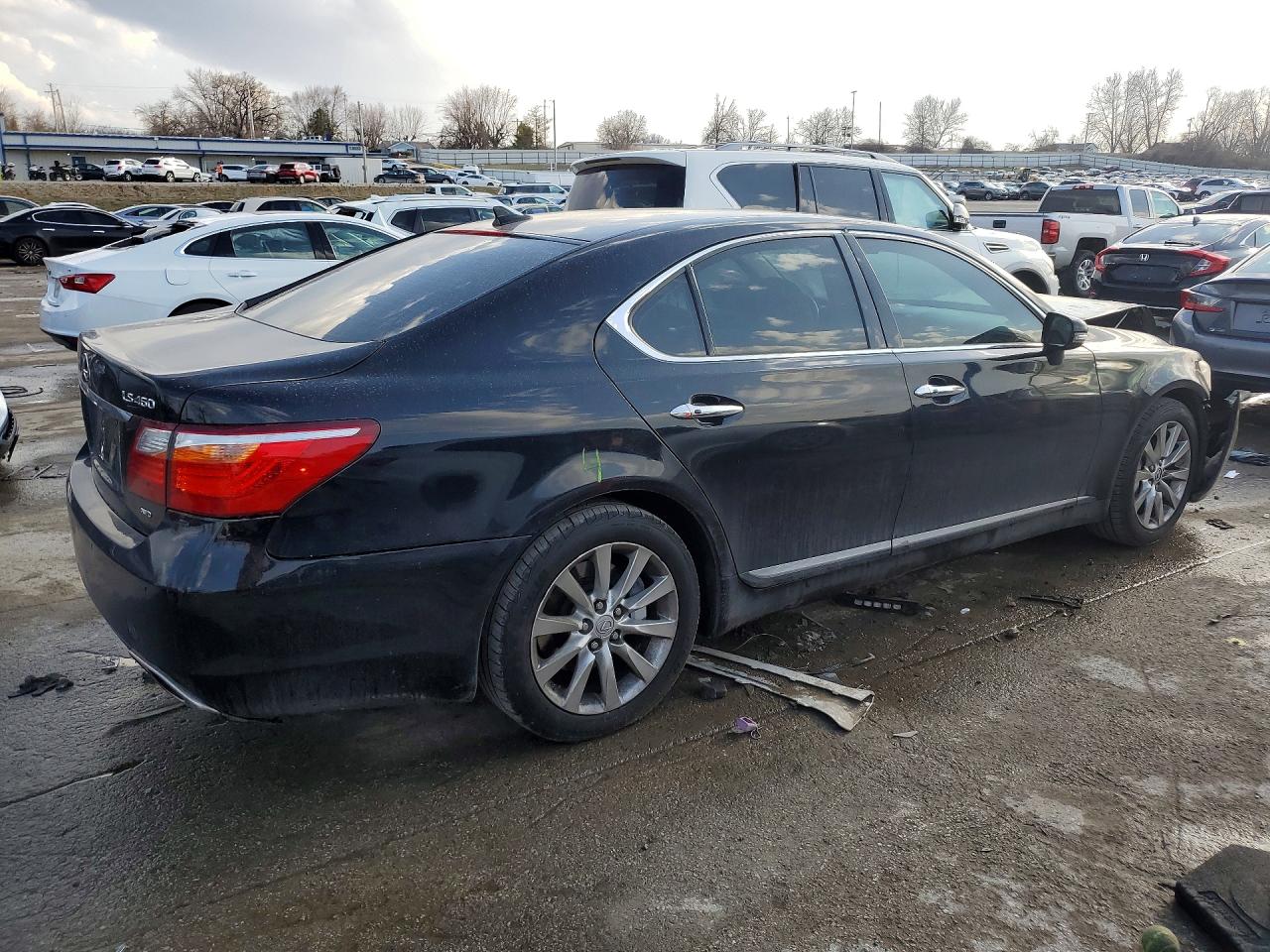 2011 LEXUS LS 460 photo 7