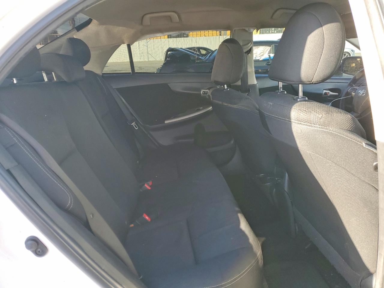 2012 TOYOTA COROLLA BASE photo 19