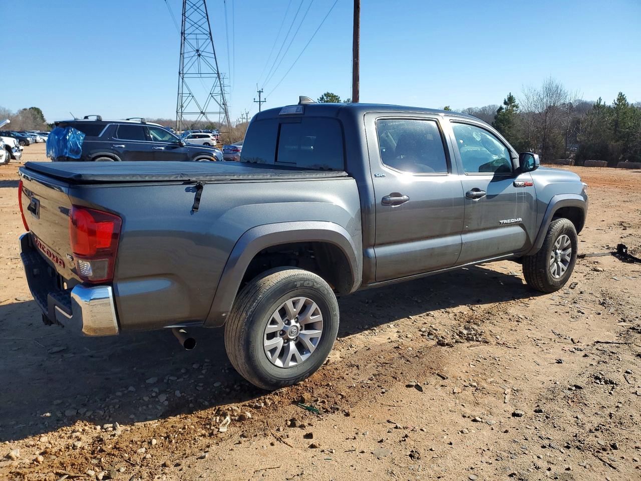 2019 TOYOTA TACOMA SR5 V6 photo 5