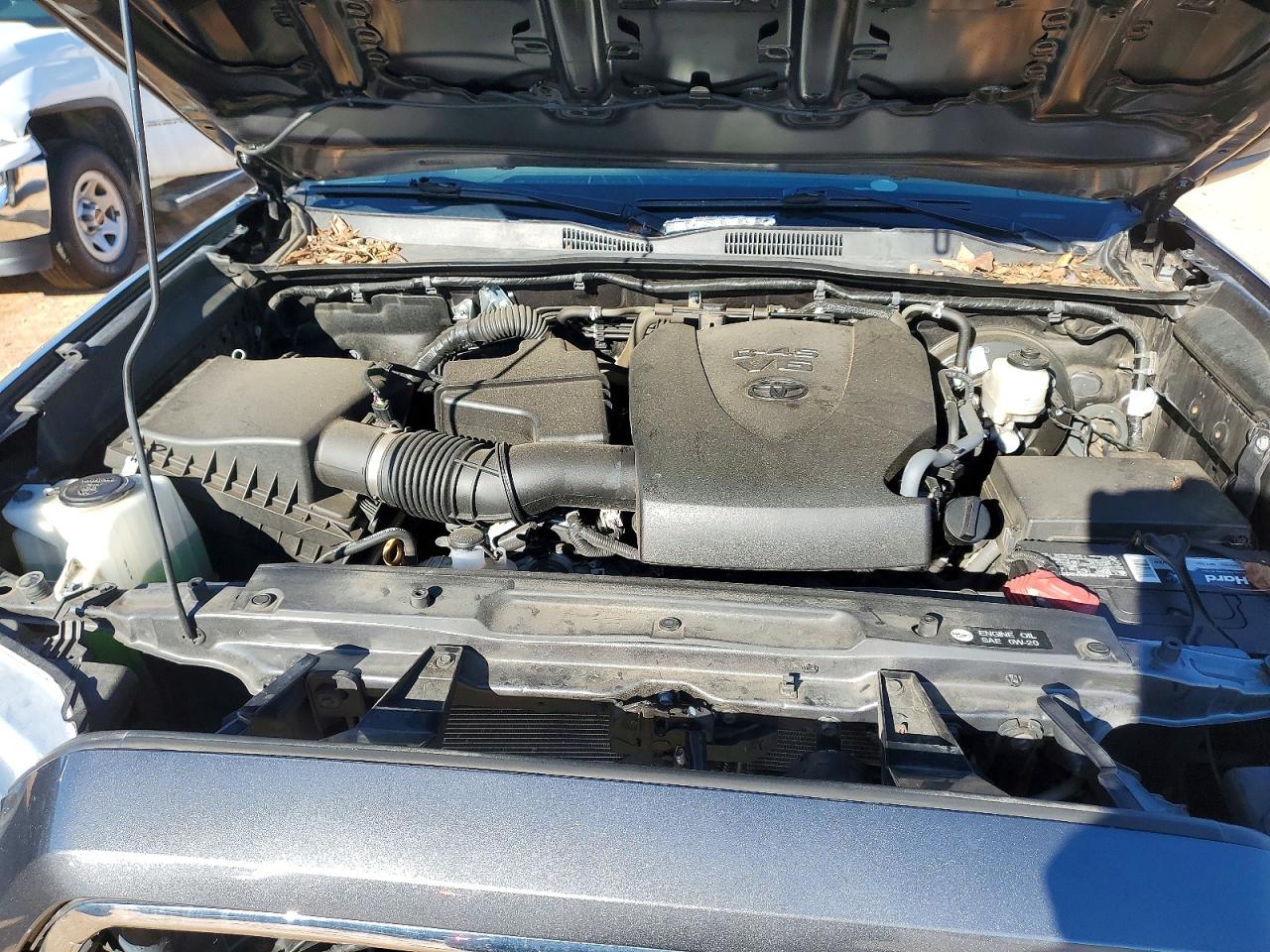 2019 TOYOTA TACOMA SR5 V6 photo 21