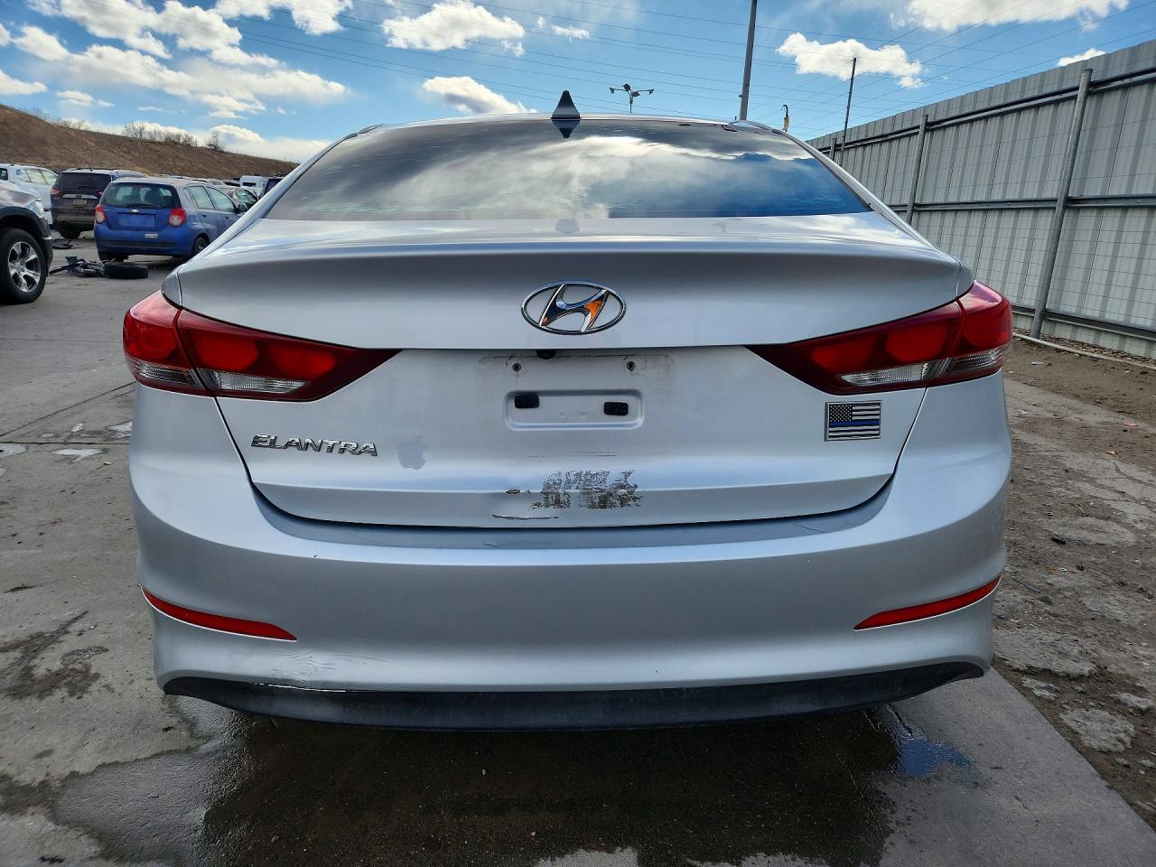 2018 HYUNDAI ELANTRA VALUE EDITION photo 6