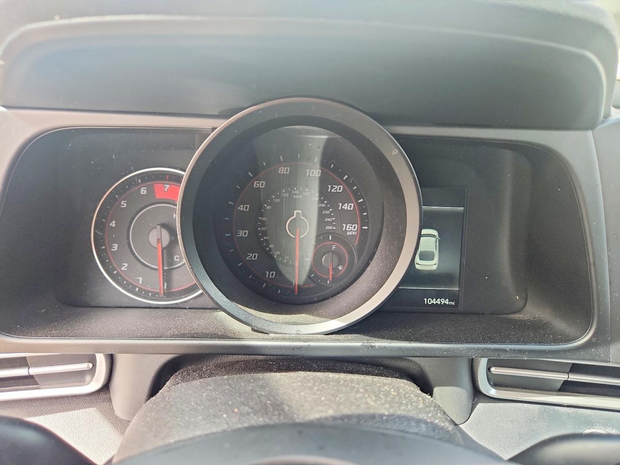 2022 HYUNDAI ELANTRA SEL photo 17