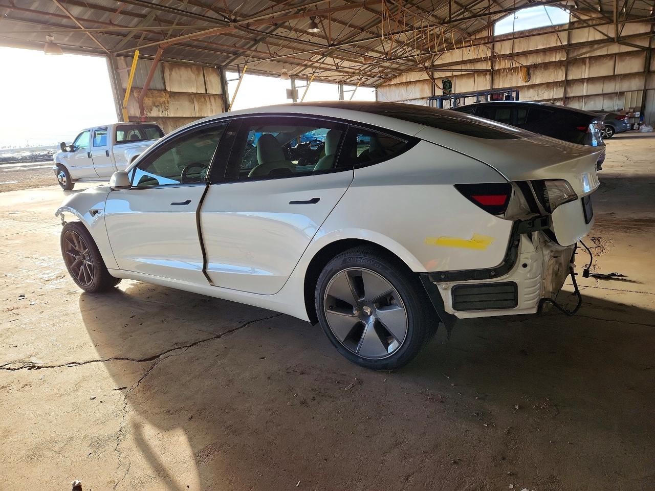2023 TESLA MODEL 3 photo 3