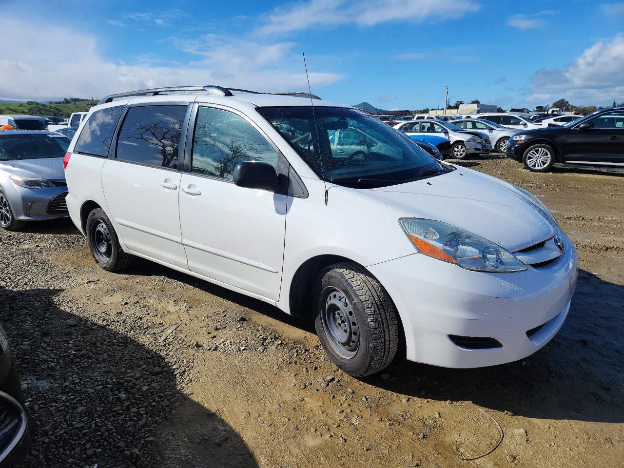2006 TOYOTA SIENNA CE photo 4