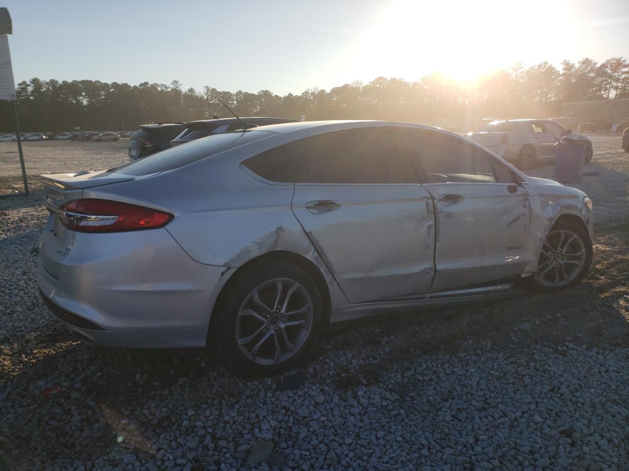 2017 FORD FUSION SE HYBRID photo 3