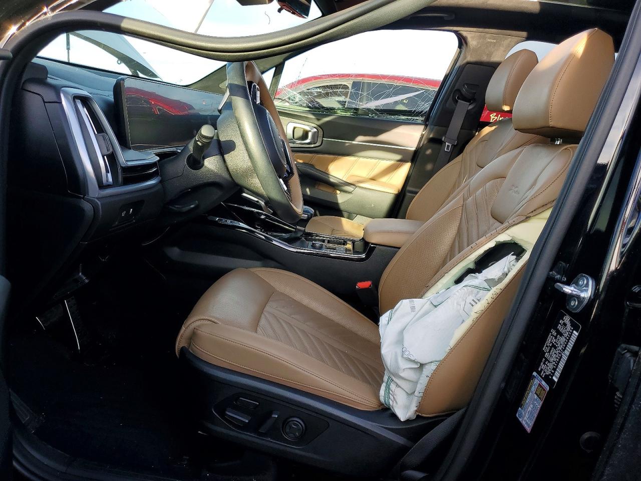 2024 KIA SORENTO photo 13