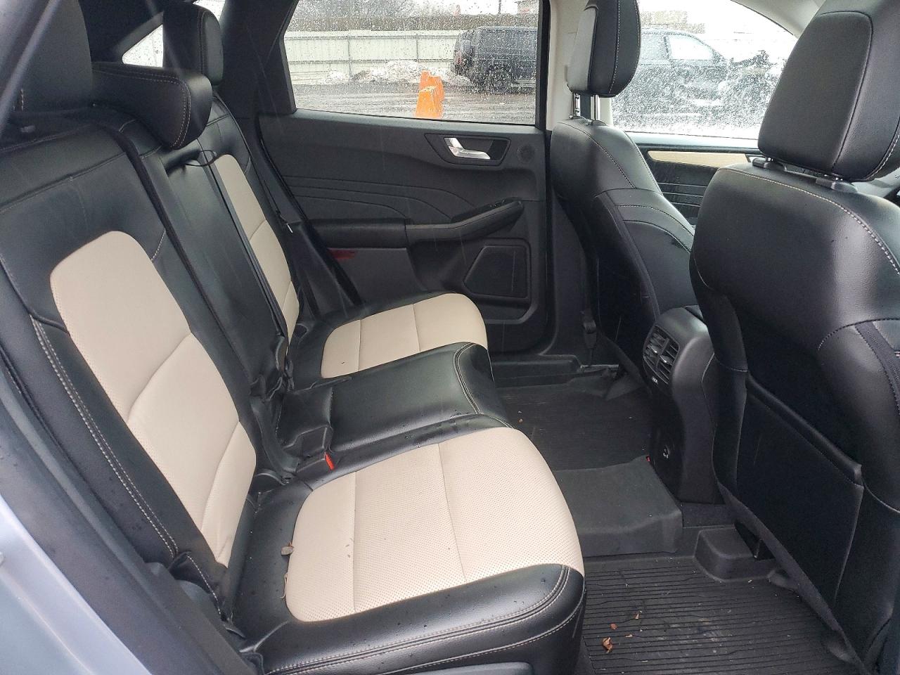 2022 FORD ESCAPE TITANIUM photo 21