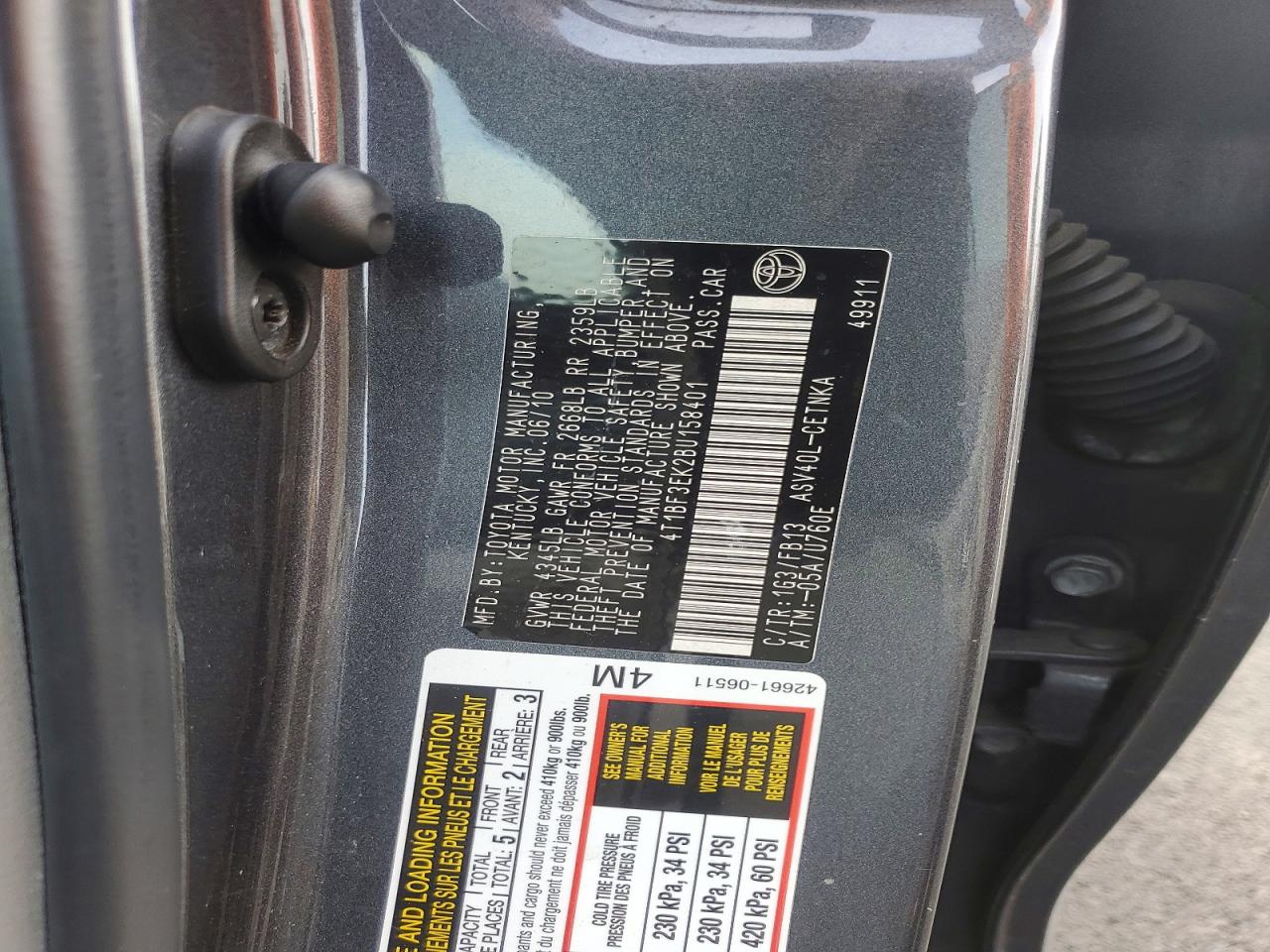 2011 TOYOTA CAMRY BASE photo 12