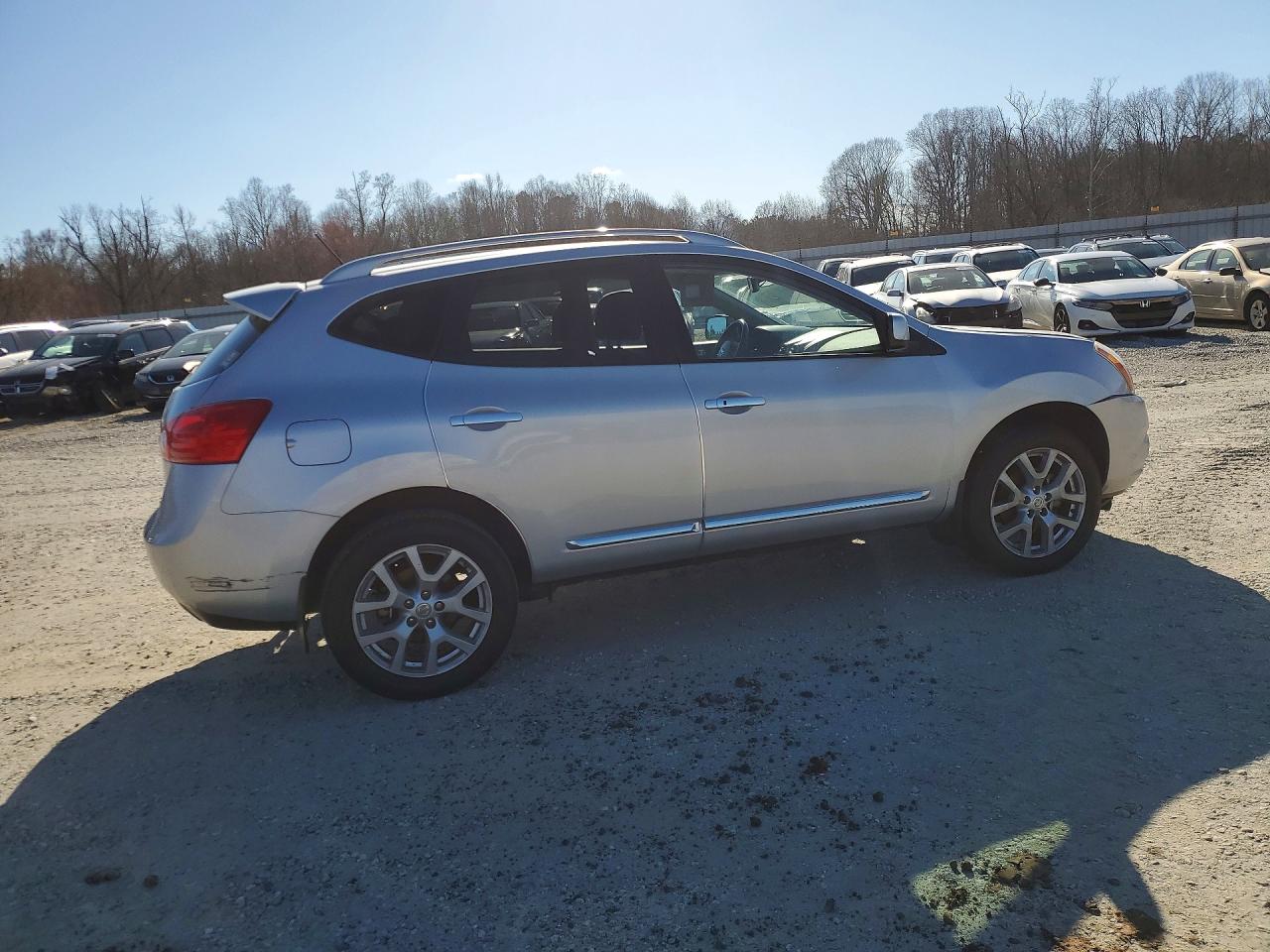 2011 NISSAN ROGUE S photo 7