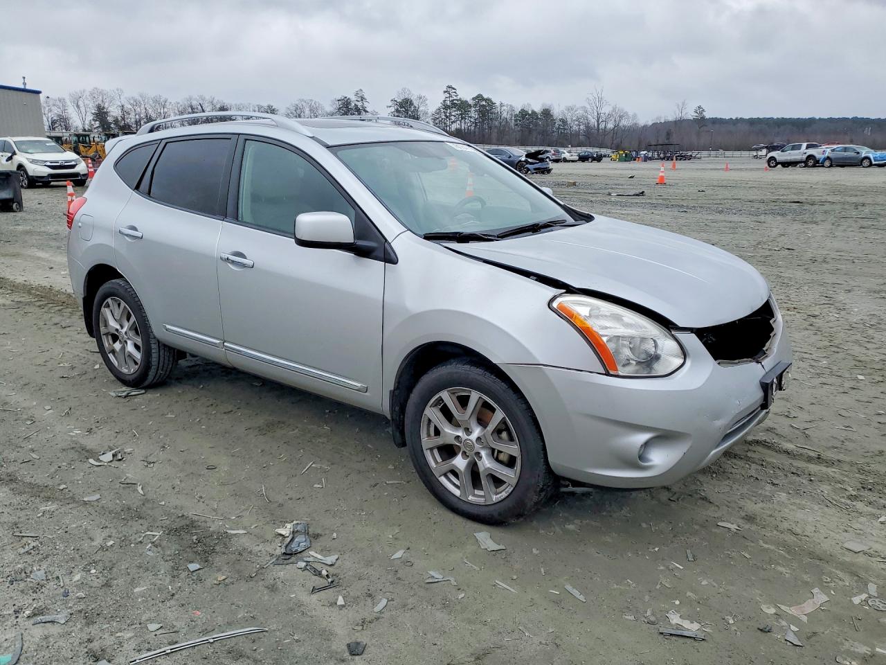 2011 NISSAN ROGUE S photo 10