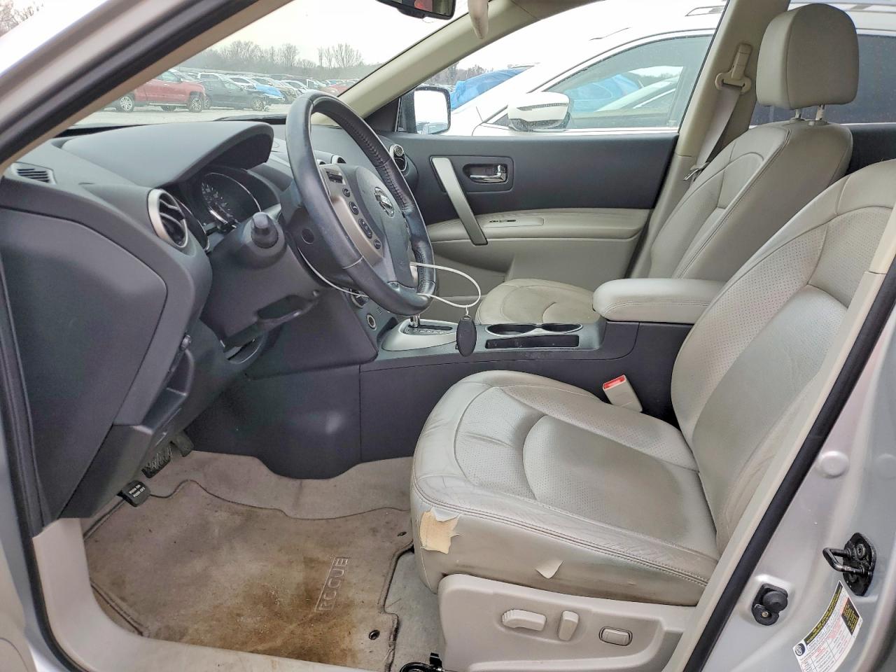 2011 NISSAN ROGUE S photo 19