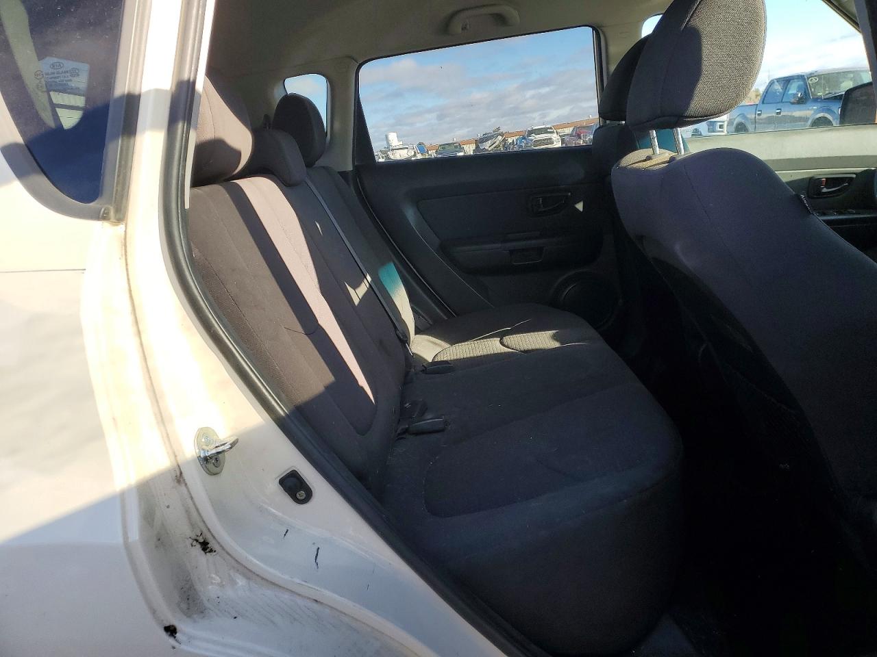 2013 KIA SOUL photo 31