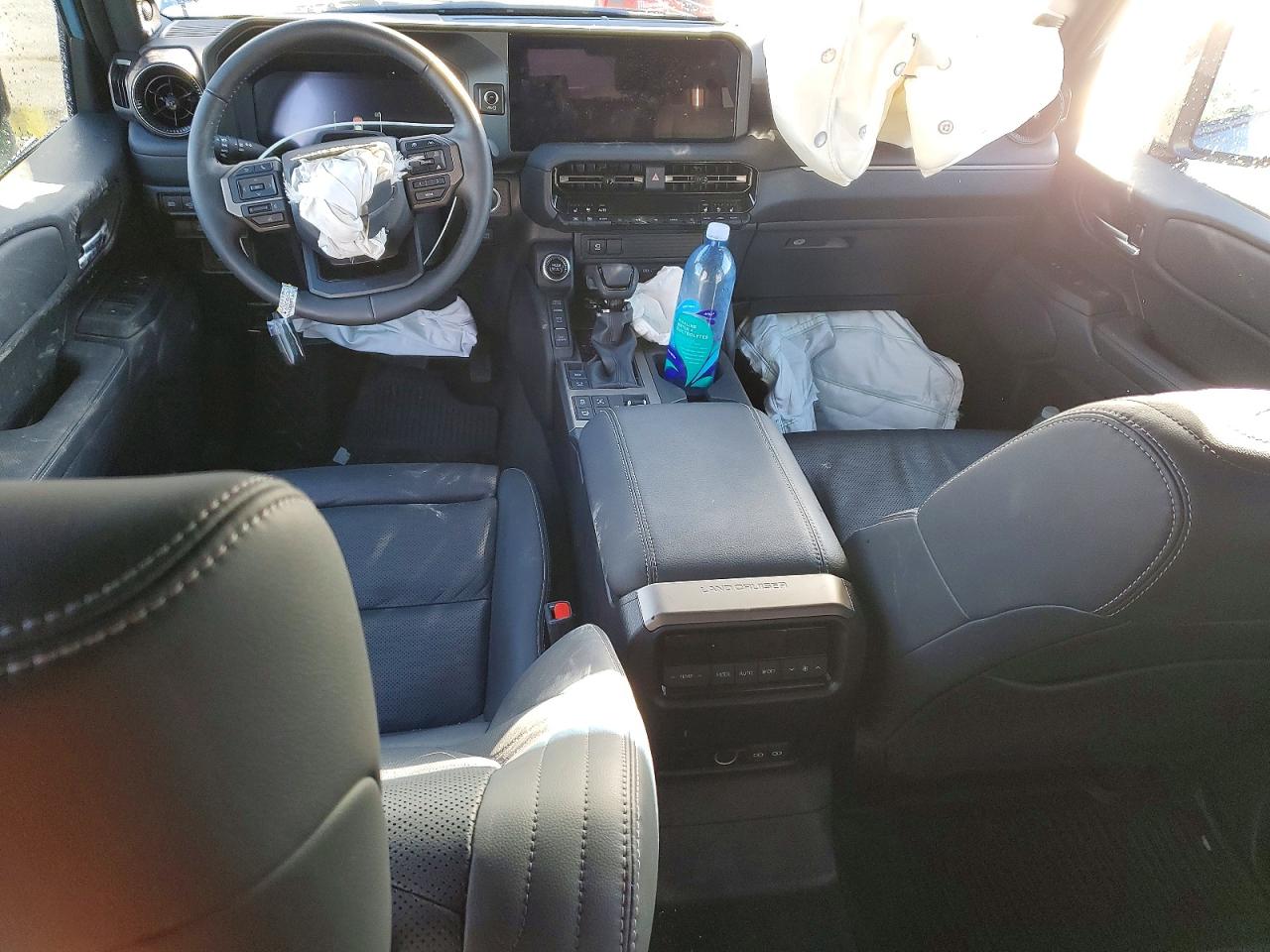 2025 TOYOTA LAND CRUISER BASE photo 8
