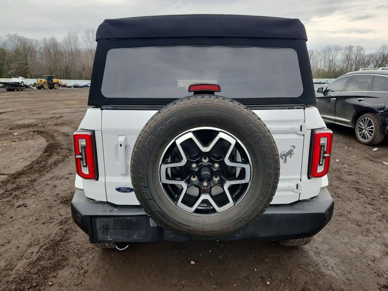 2023 FORD BRONCO BASE photo 11