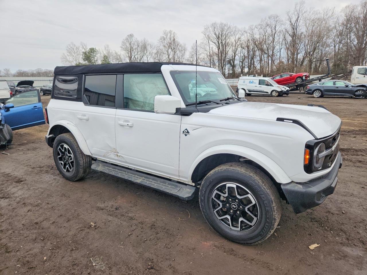2023 FORD BRONCO BASE photo 7