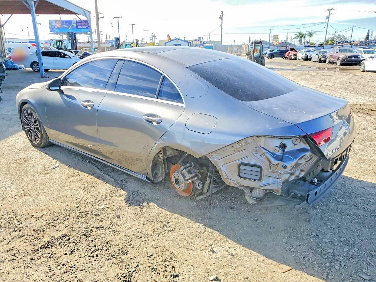 2021 MERCEDES-BENZ CLA 250 photo 3
