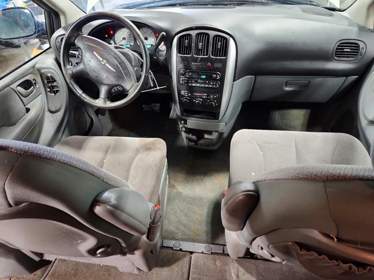 2007 CHRYSLER TOWN & COUNTRY TOURING photo 15
