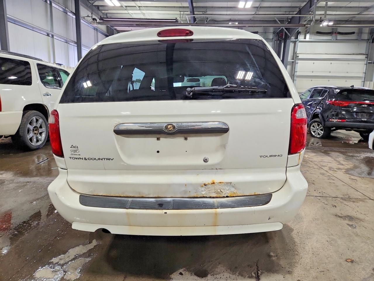 2007 CHRYSLER TOWN & COUNTRY TOURING photo 11