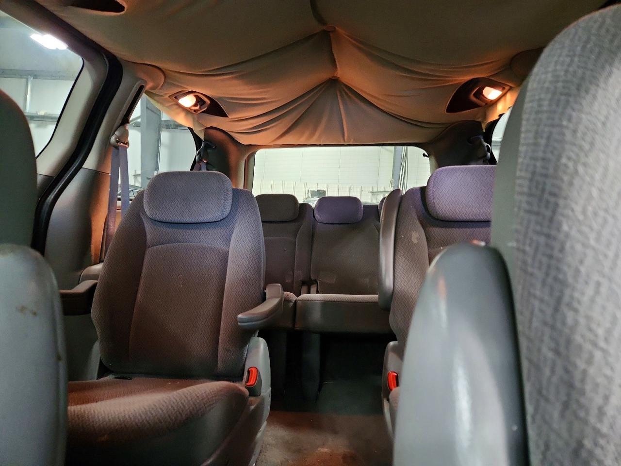 2007 CHRYSLER TOWN & COUNTRY TOURING photo 19