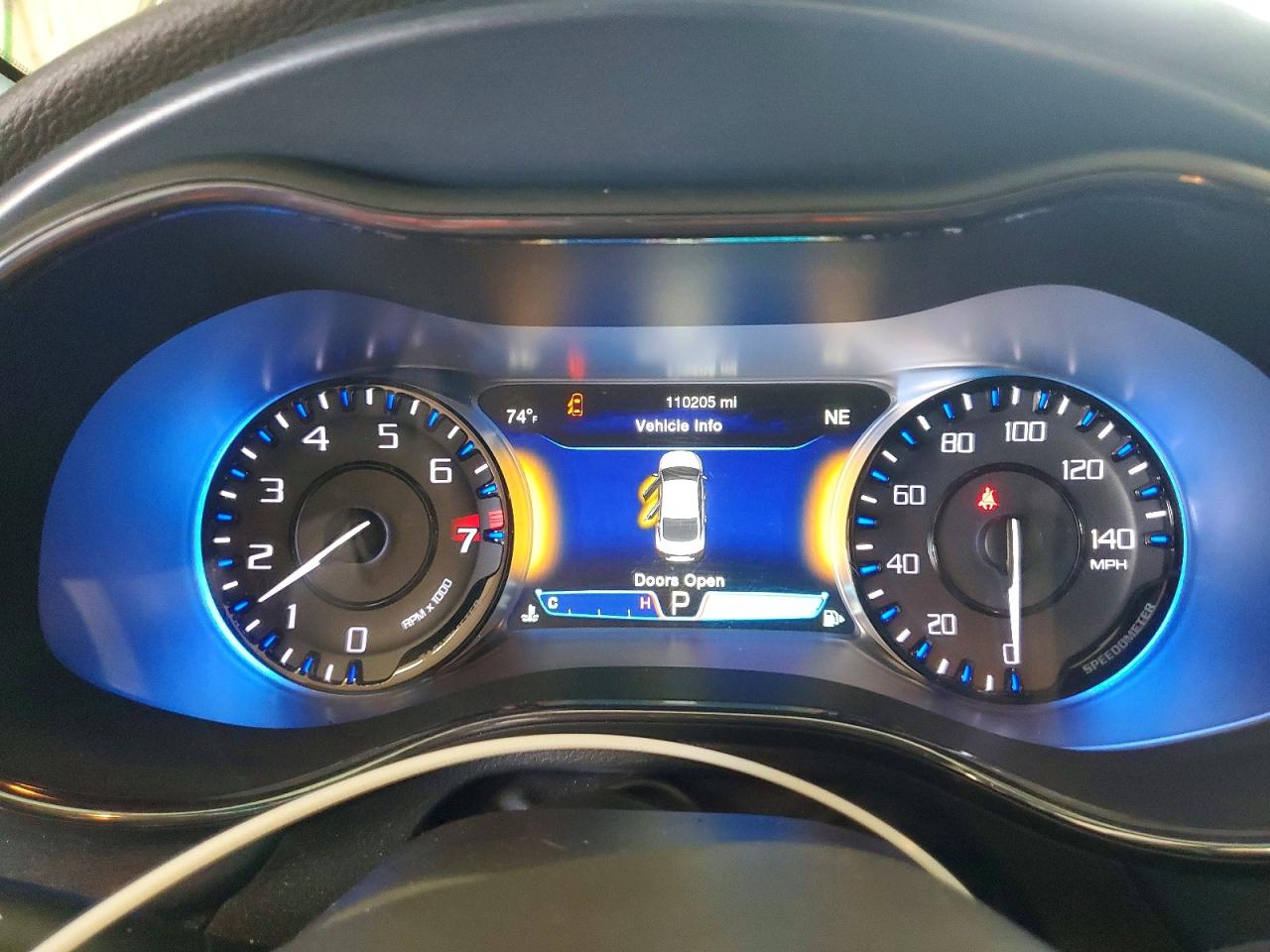 2016 CHRYSLER 200 S photo 9