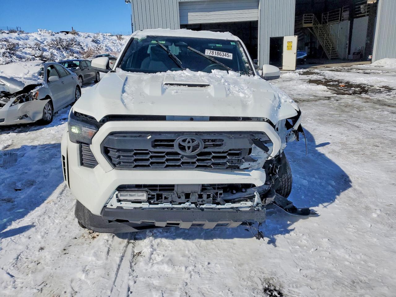 2025 TOYOTA TACOMA DOUBLE CAB photo 9