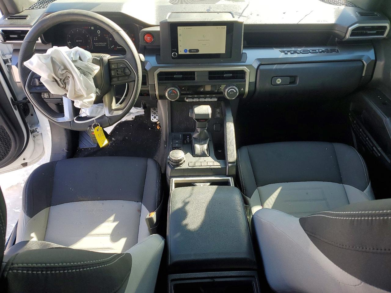 2025 TOYOTA TACOMA DOUBLE CAB photo 15
