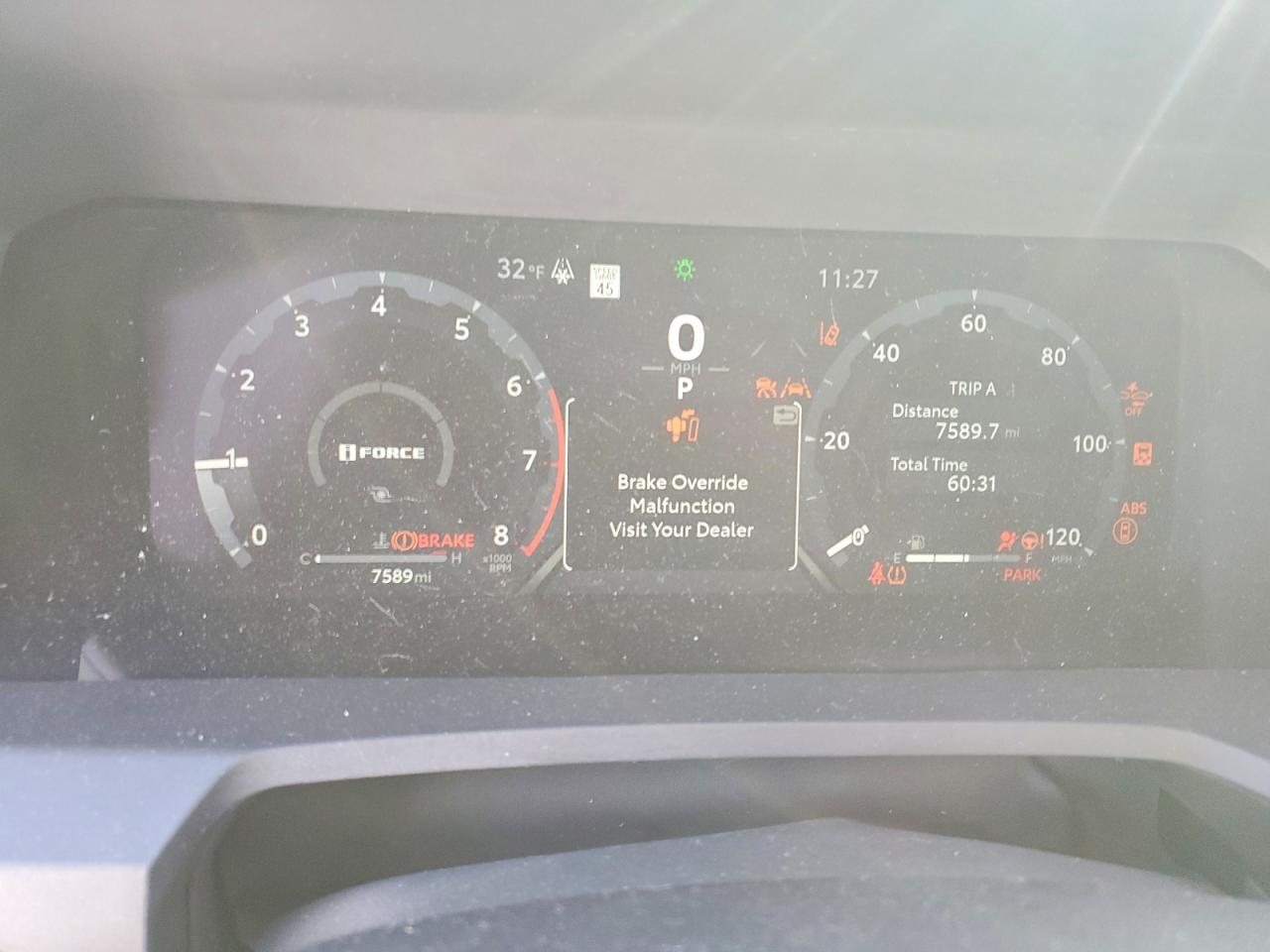2025 TOYOTA TACOMA DOUBLE CAB photo 17