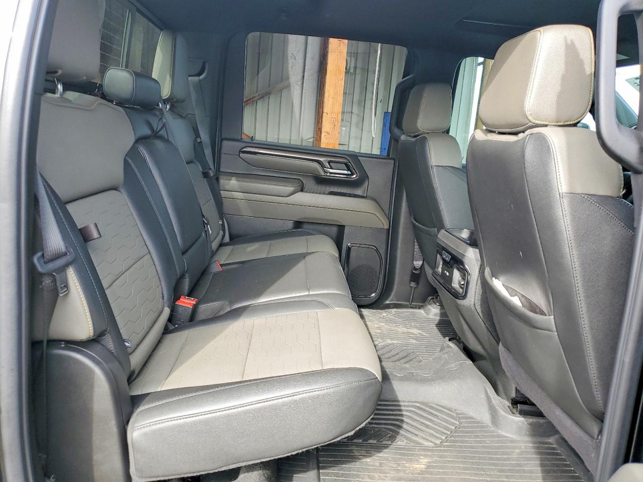 2024 CHEVROLET SILVERADO K2500 ZR2 photo 10