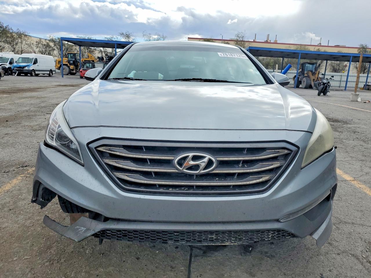 2015 HYUNDAI SONATA SPORT photo 9