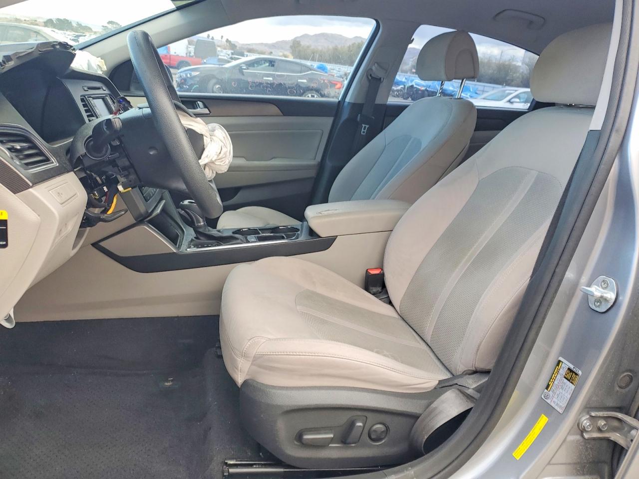 2015 HYUNDAI SONATA SPORT photo 13