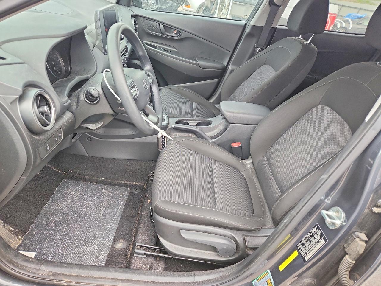 2022 HYUNDAI KONA SEL photo 7