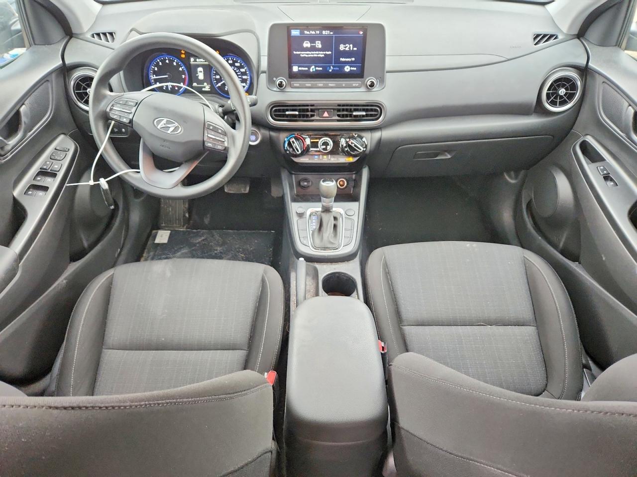 2022 HYUNDAI KONA SEL photo 8