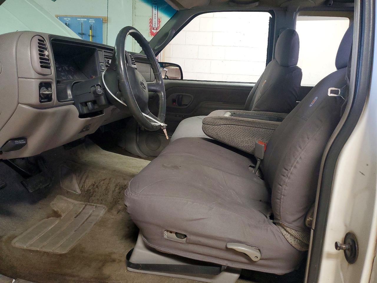 1999 CHEVROLET GMT-400 K1500 photo 19