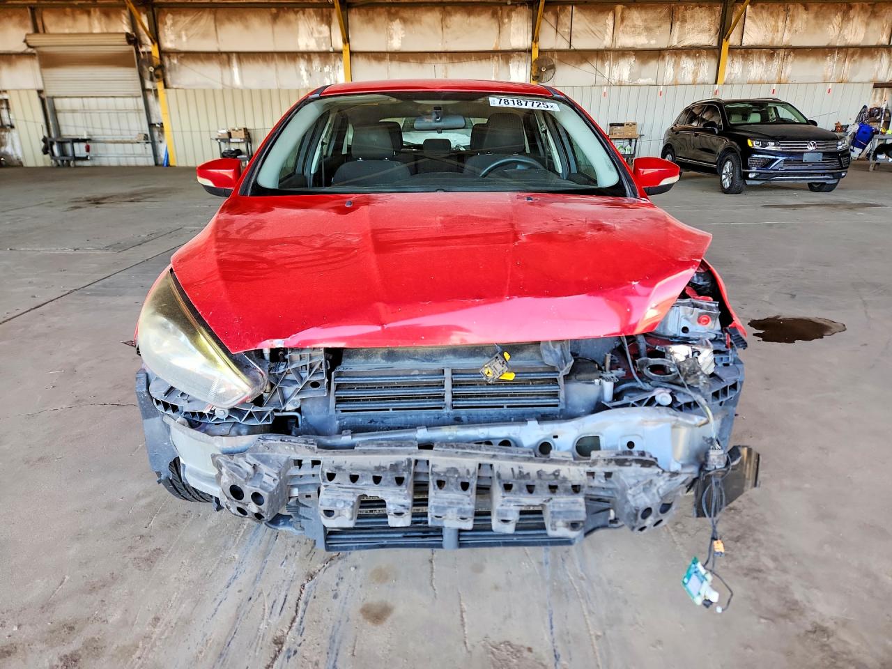 2017 FORD FOCUS SE photo 9
