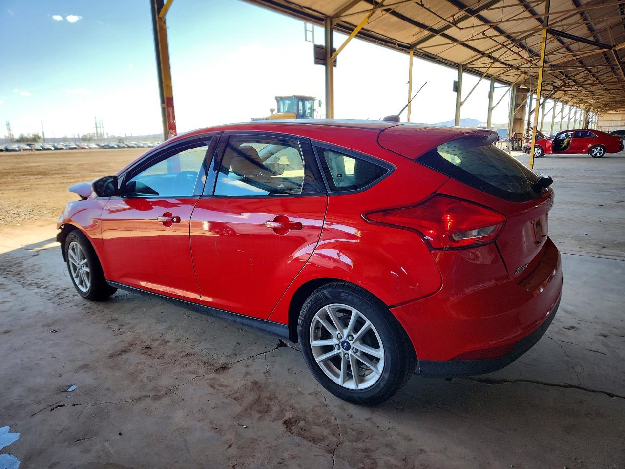 2017 FORD FOCUS SE photo 3