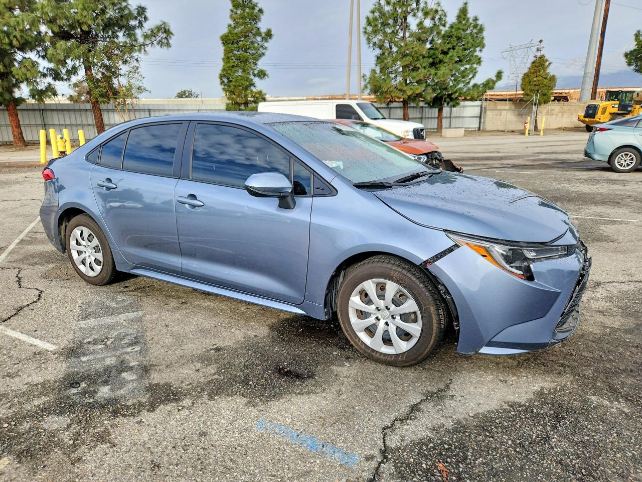 2023 TOYOTA COROLLA LE photo 4