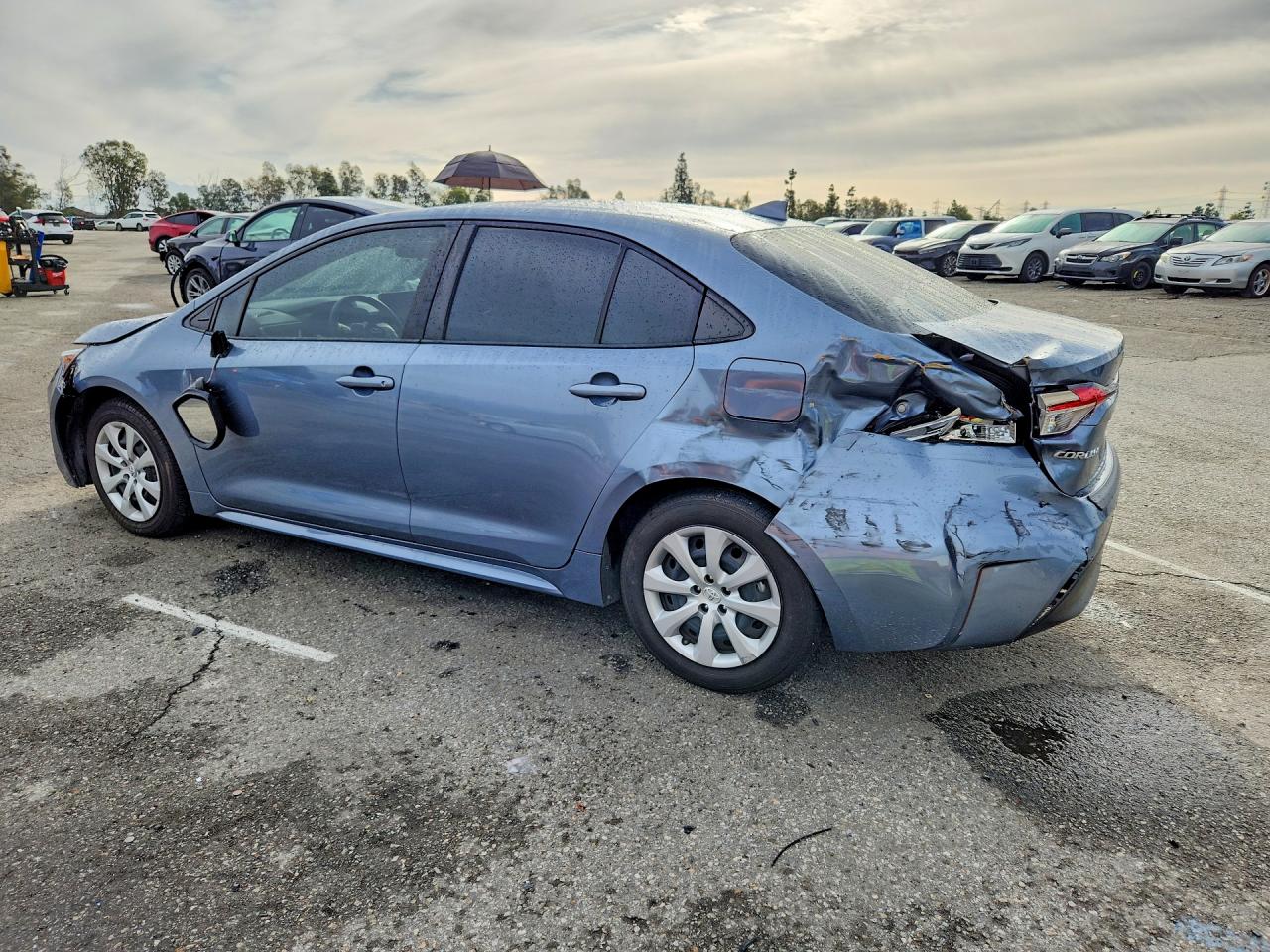 2023 TOYOTA COROLLA LE photo 2