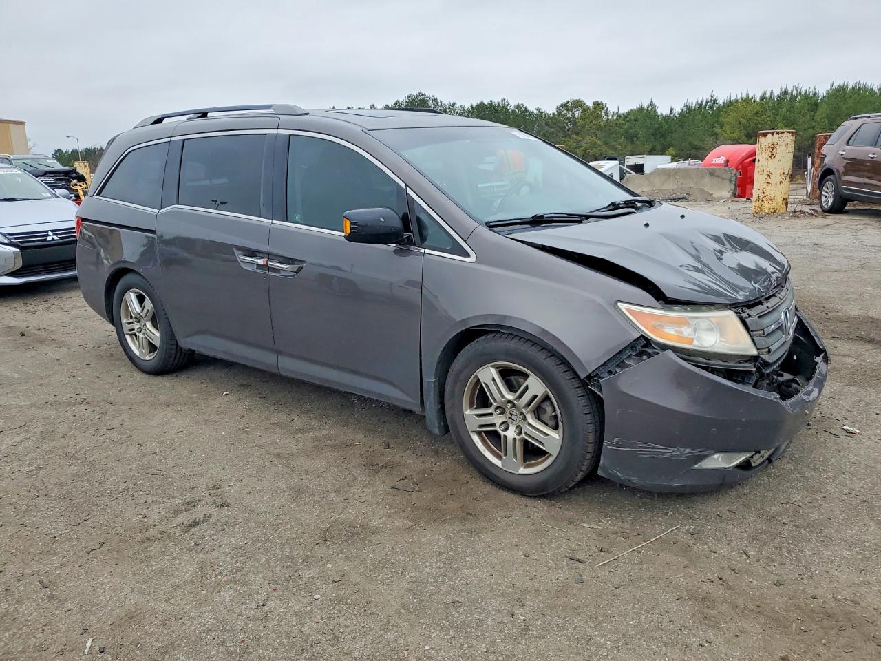 2012 HONDA ODYSSEY TOURING photo 4