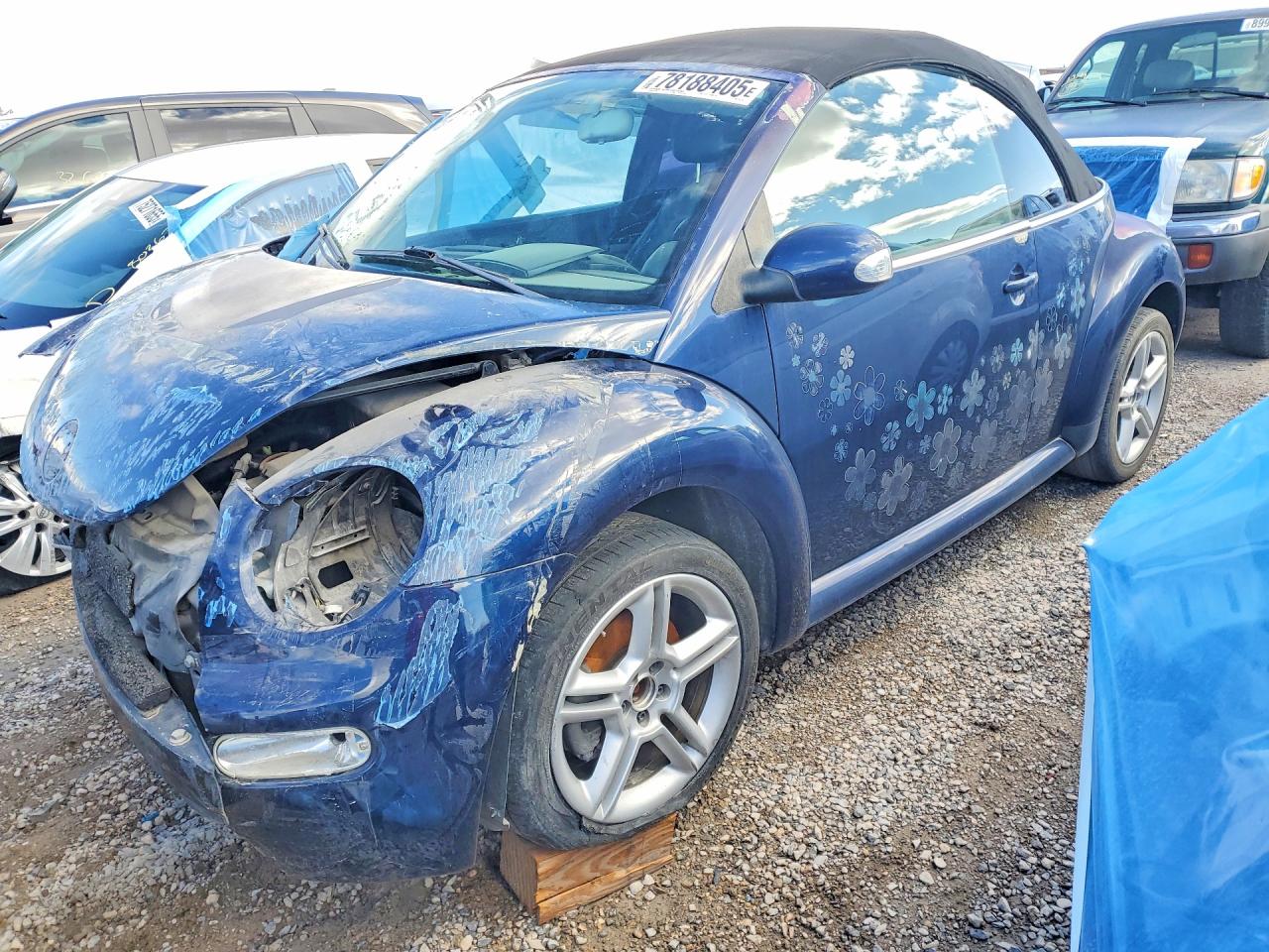 2005 VOLKSWAGEN NEW BEETLE