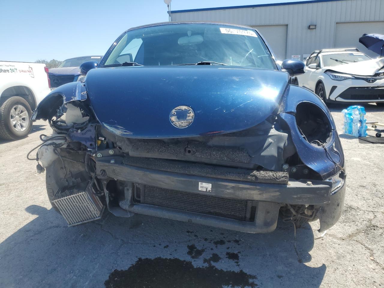 2005 VOLKSWAGEN NEW BEETLE photo 9