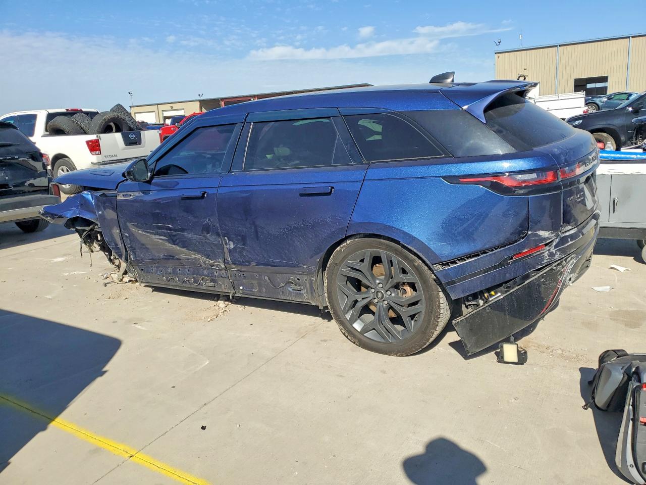 2020 LAND ROVER RANGE ROVER VELAR R-DYNAMIC HSE photo 3