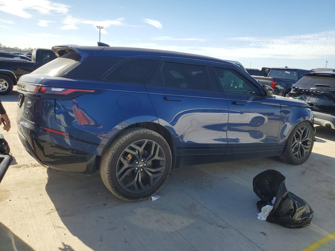 2020 LAND ROVER RANGE ROVER VELAR R-DYNAMIC HSE photo 5