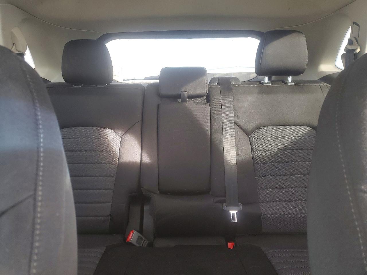 2016 FORD EDGE SE photo 19