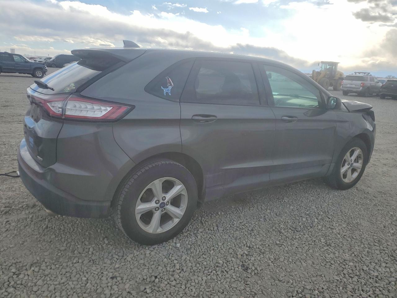 2016 FORD EDGE SE photo 5