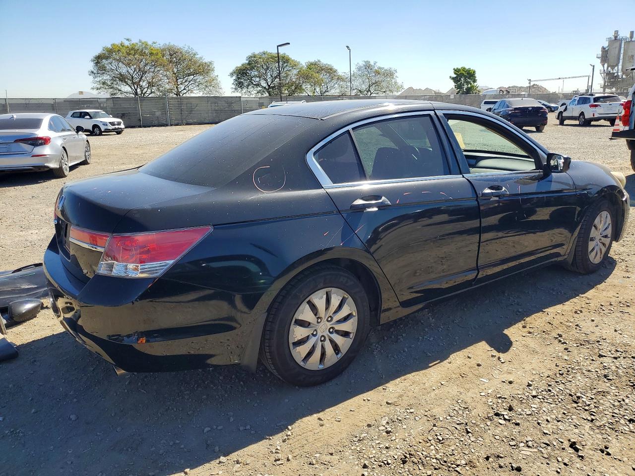 2012 HONDA ACCORD LX photo 3